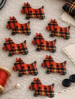 Vintage Scottie Dog Plaid Buttons Lot of 8 Red Black 25mm Sewing Craft